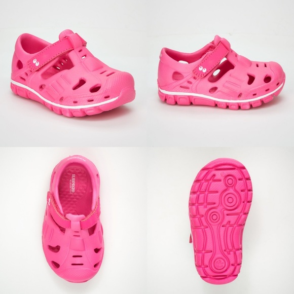 surprize by stride rite land and water shoes